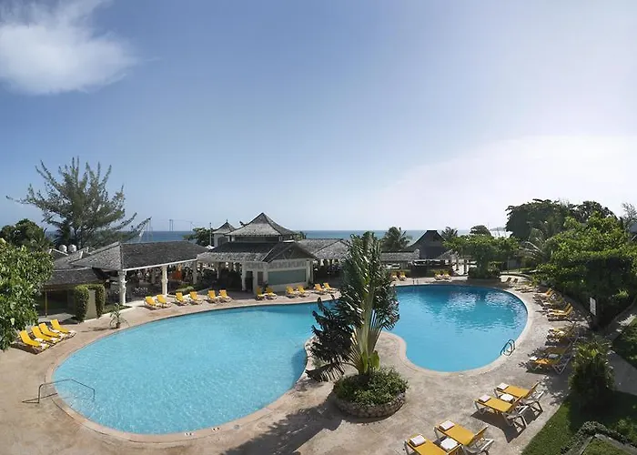 Hotel Superclubs Breezes 4*